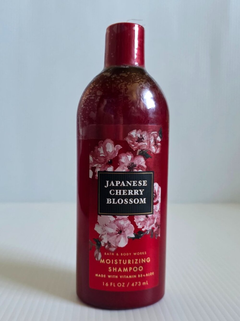 NWT Bath & Body Works, Moisturizing Shampoo, Japanese Cherry Blossom